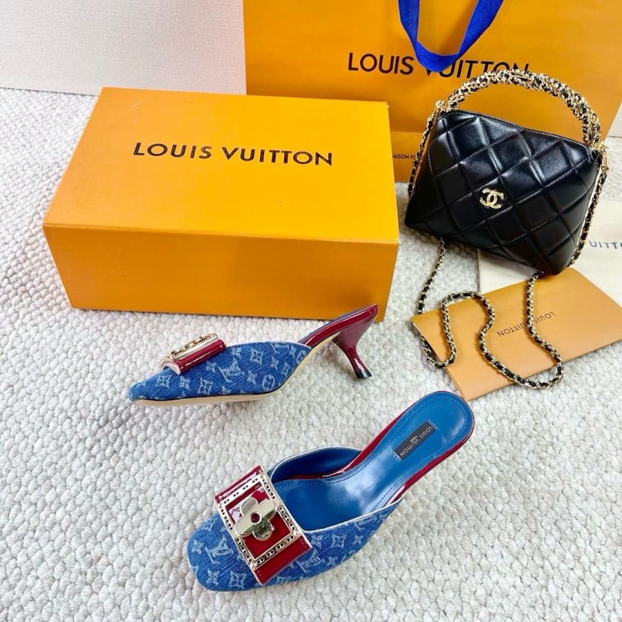 Louis Vuitton heel