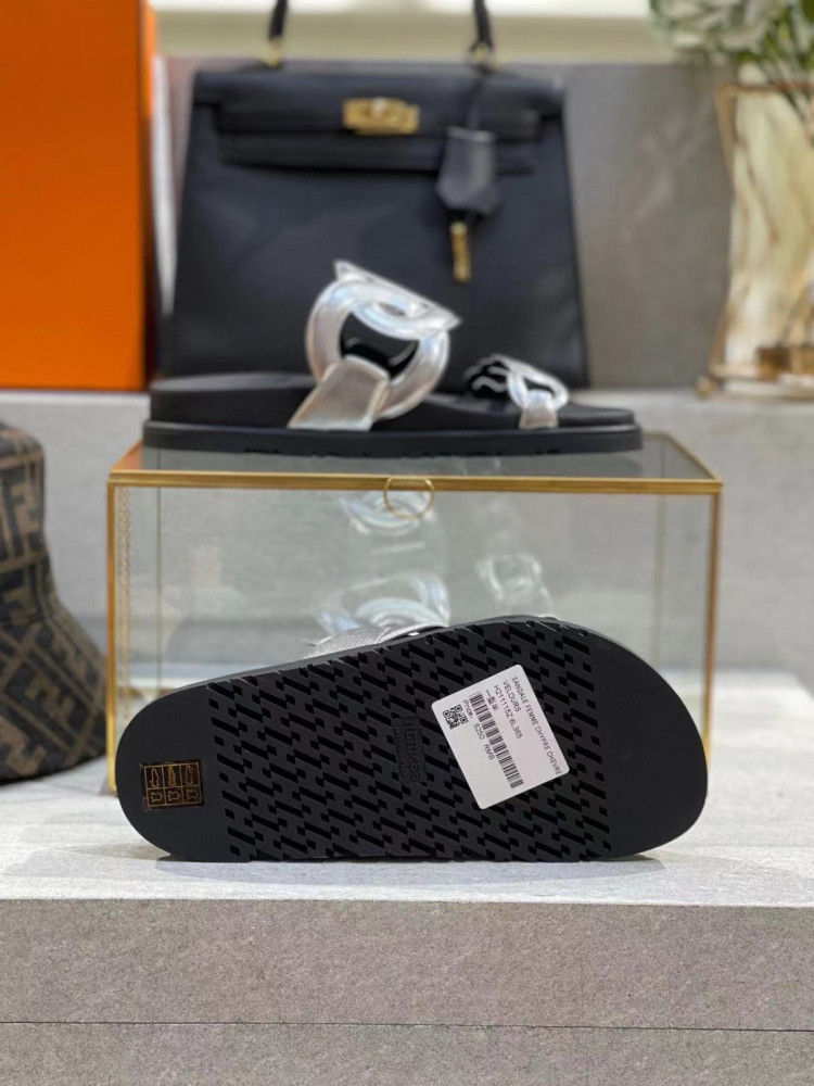 Hermes slippers