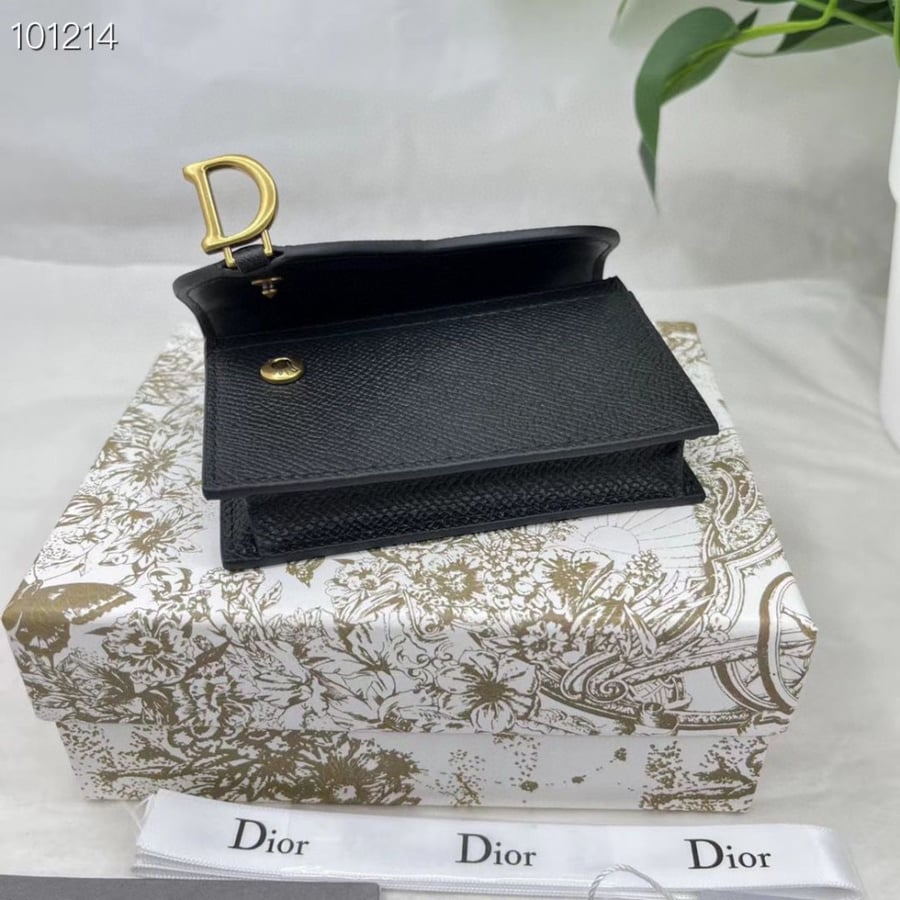 Dior wallet