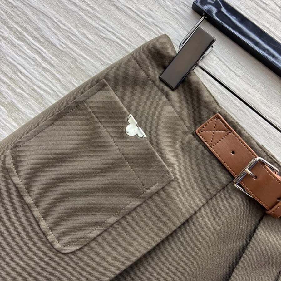 Louis Vuitton skirt