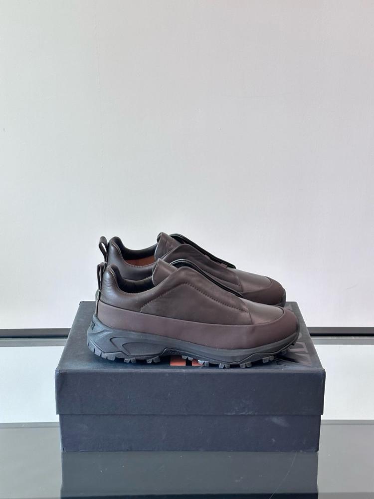 Zenia Irmenigildo shoe