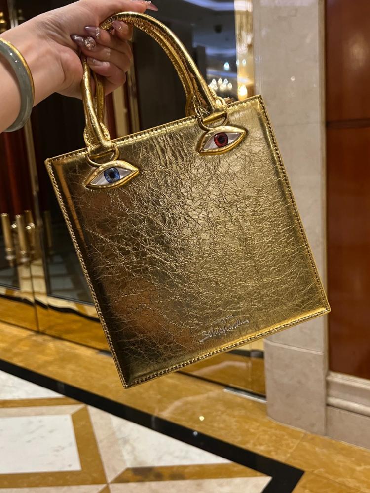 حقيبة الوجه Schiapareelli face bag