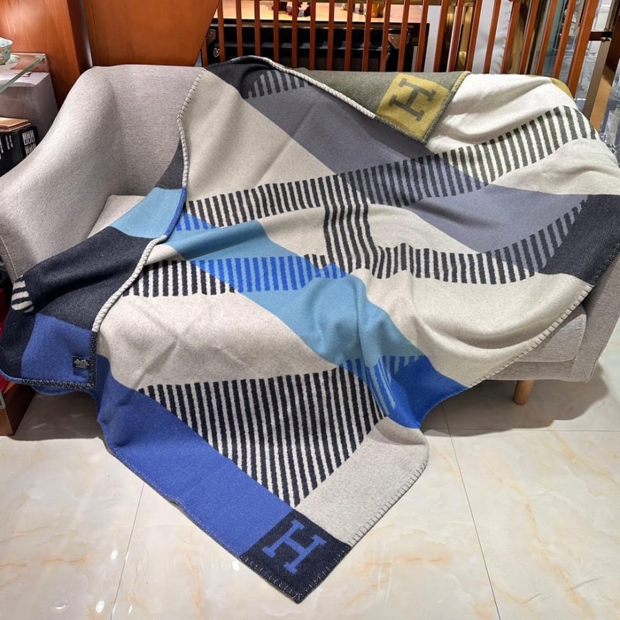 Hermes Blanket (two colors)