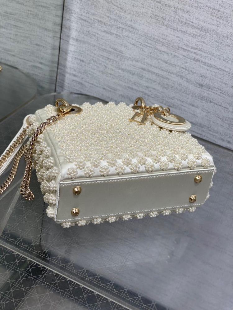 حقيبة ديور صناعة يدوية 17cm