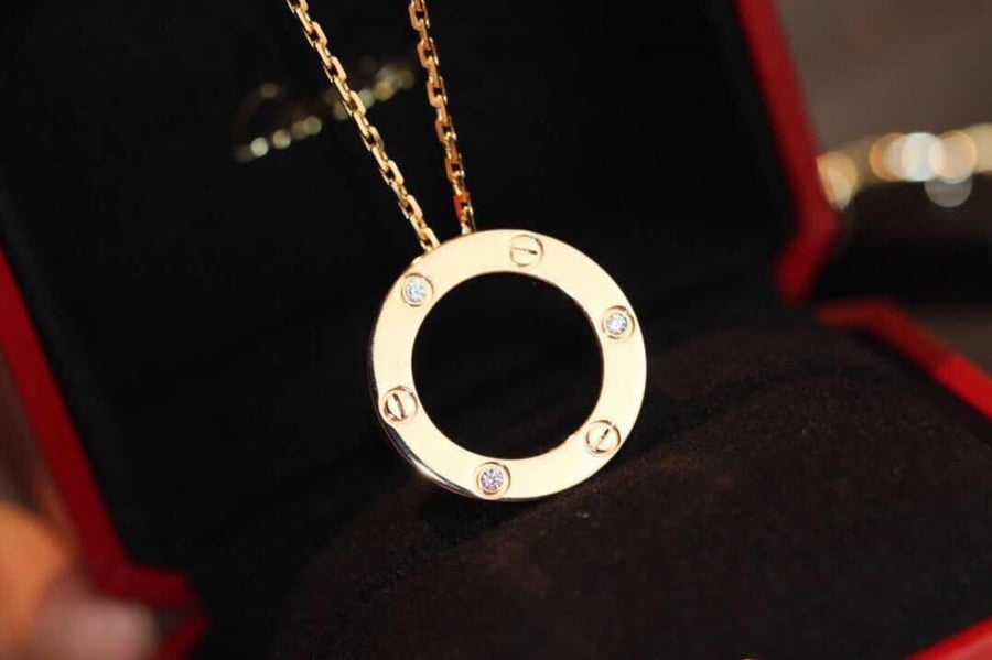 Cartier contract with Diamond