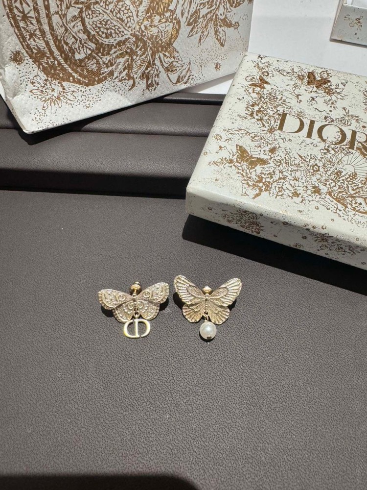 Dior earrings