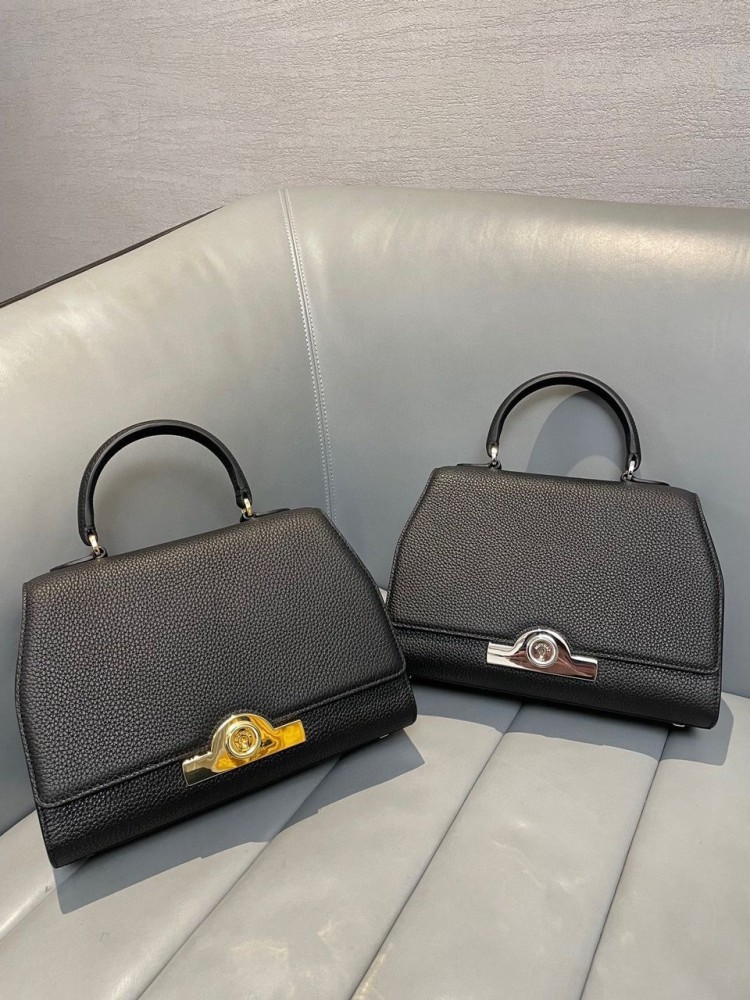 حقيبة Moynat