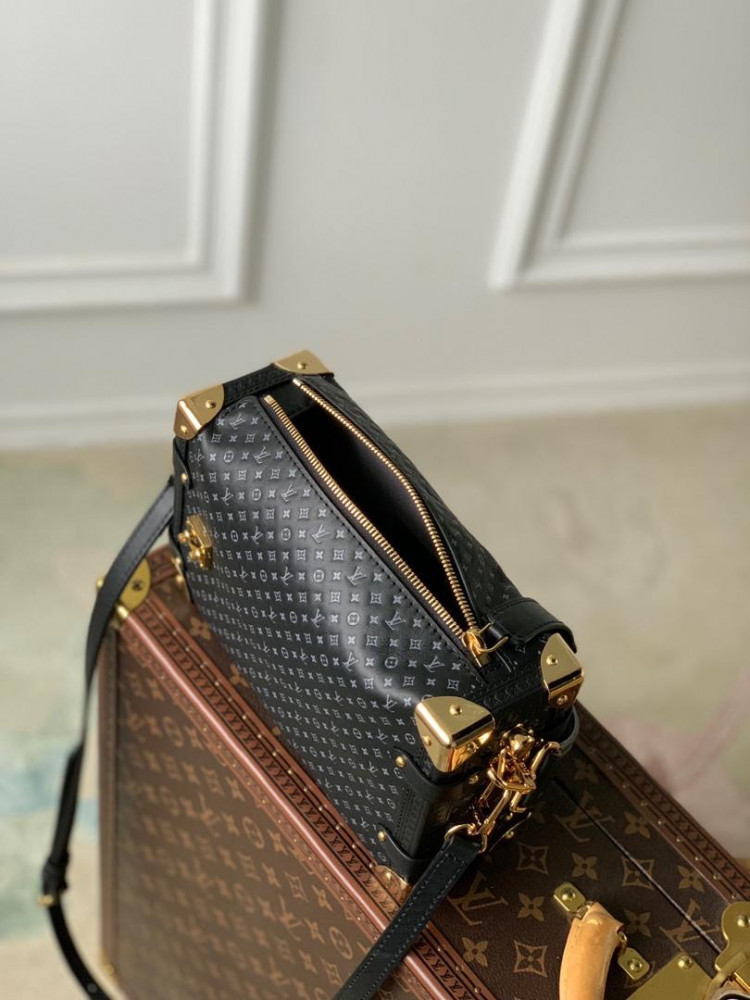 Louis Vuitton bag 2023