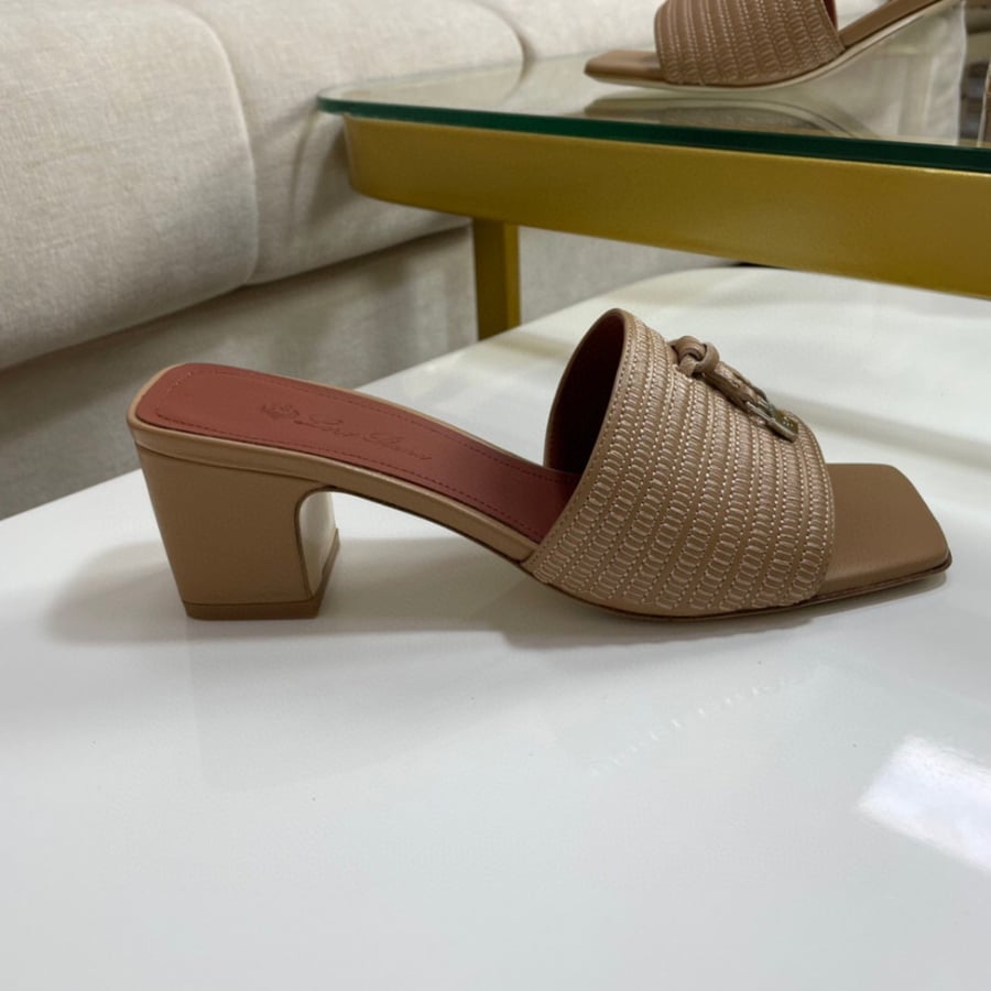 Lorbiana heel