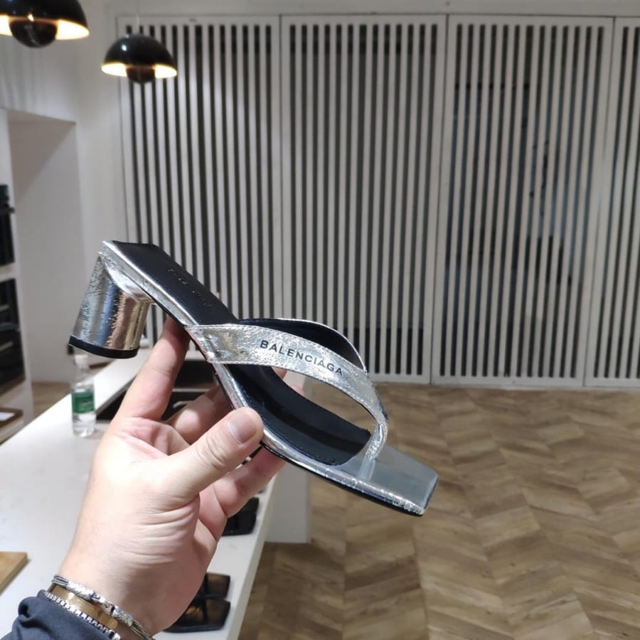 Balenciaga heel