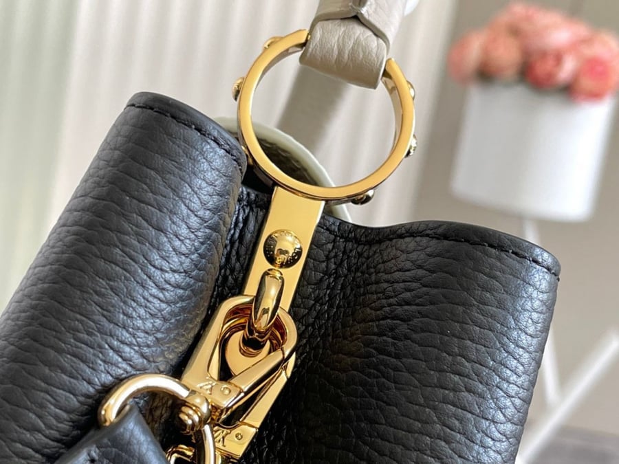 Louis Vuitton bag 27cm