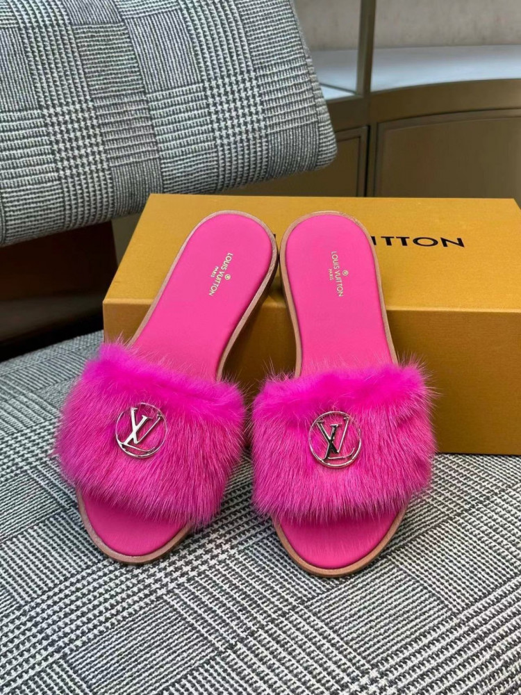 Slippers Louis Vuitton