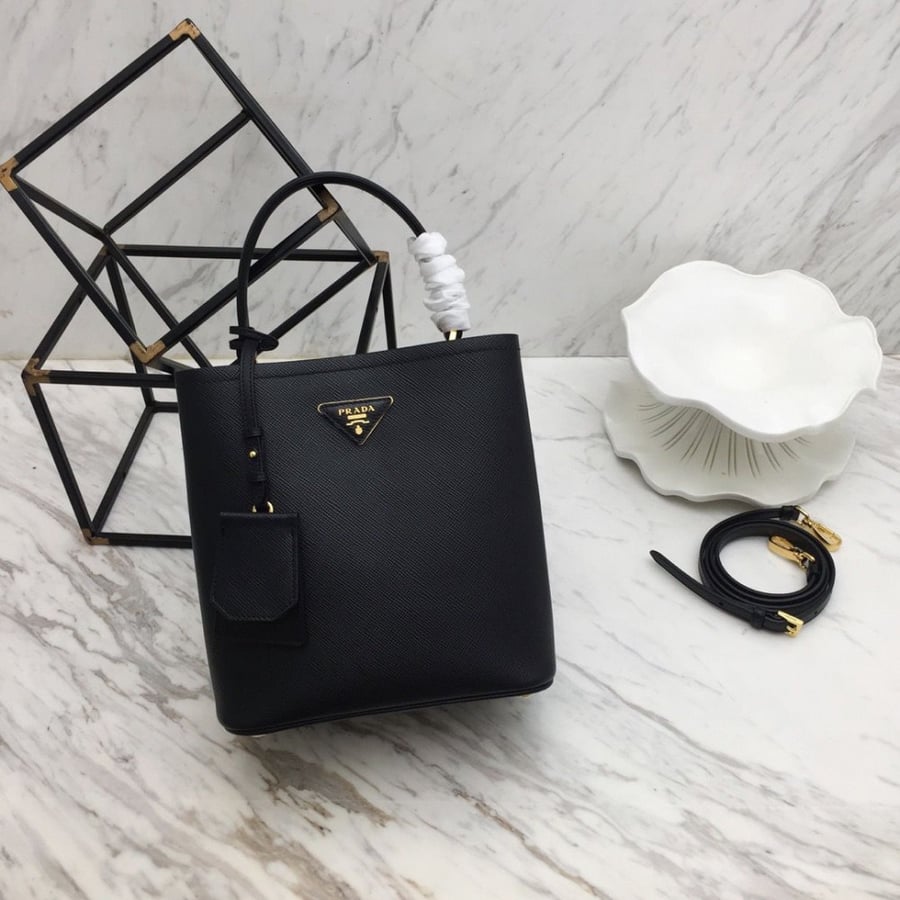 Prada bag (7 colors)