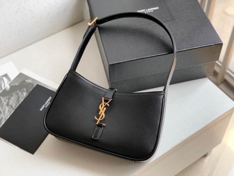 حقيبة ايف سان لوران ysl