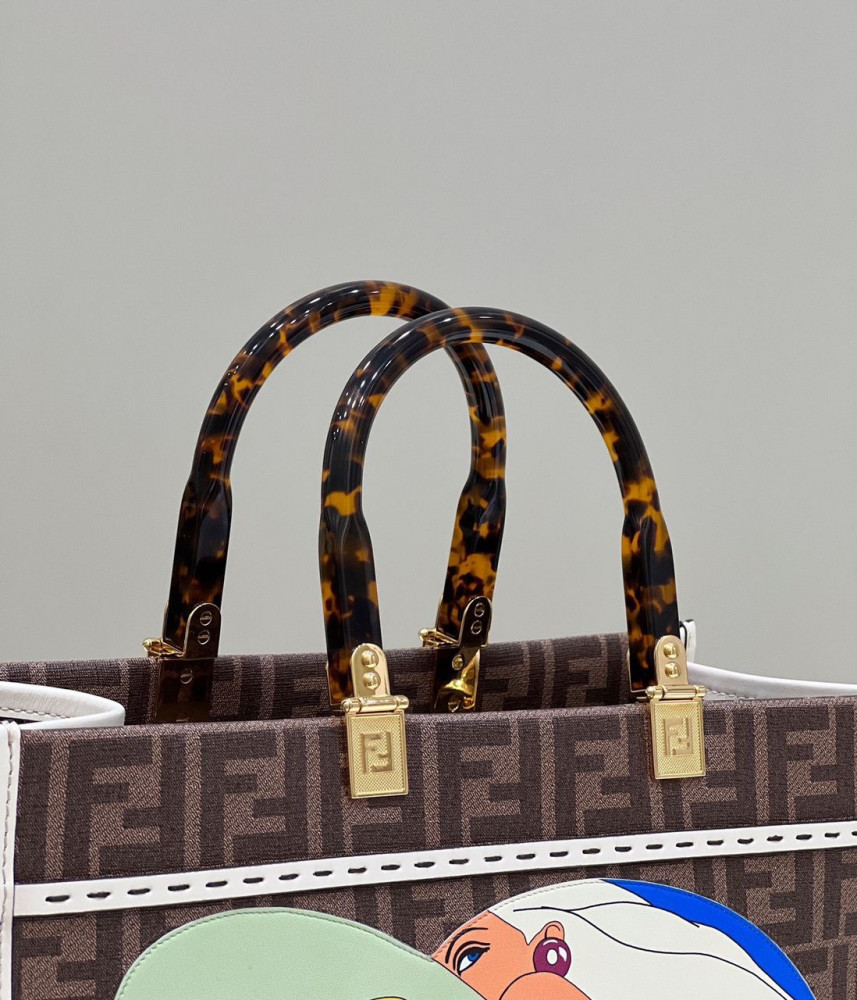 Totti remains Fendi