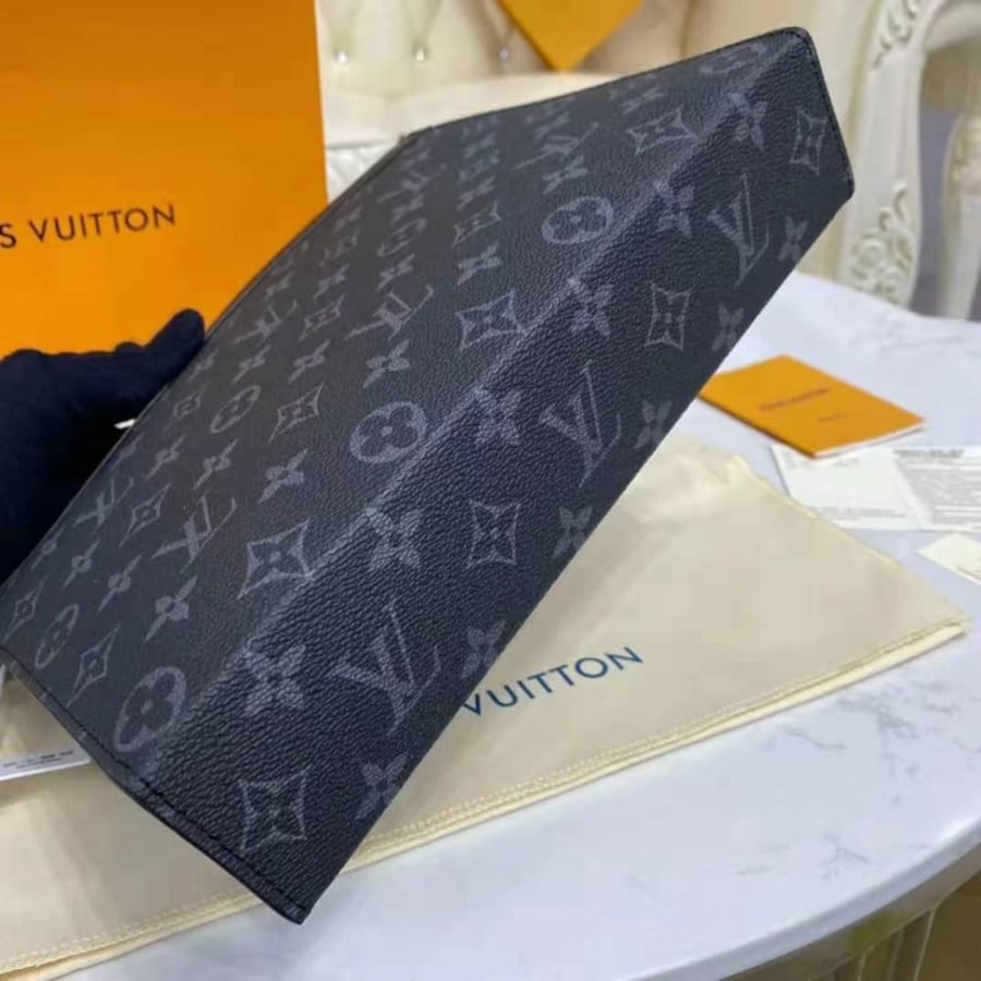 Pouch Louis Vuitton