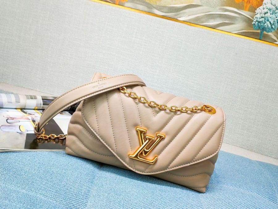 Louis Vuitton Bag (5 Colors)