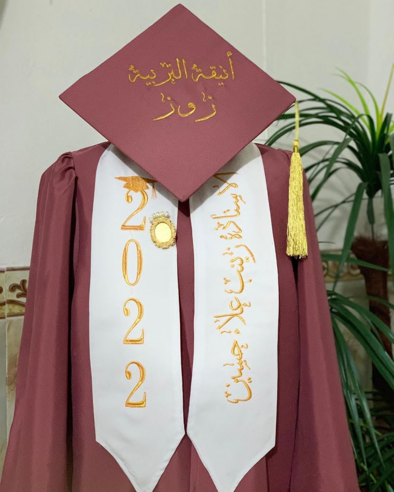 عباية تخرج عنابي عبايات تخرج لون عنابي