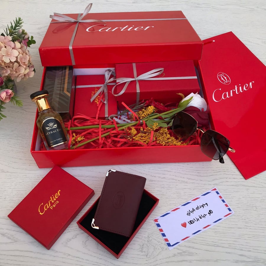 بوك كارتير رمادي بوكس هدايا رجالي كارتير مع عطر