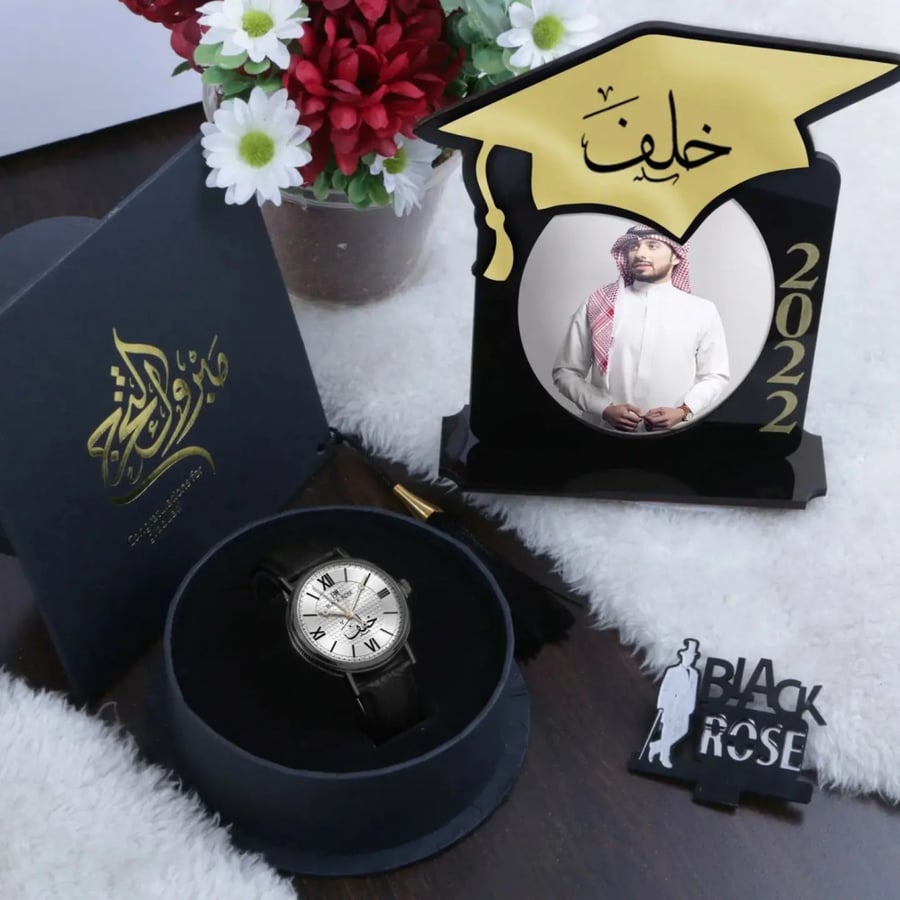 افضل هدايا تخرج بالاسم والصوره