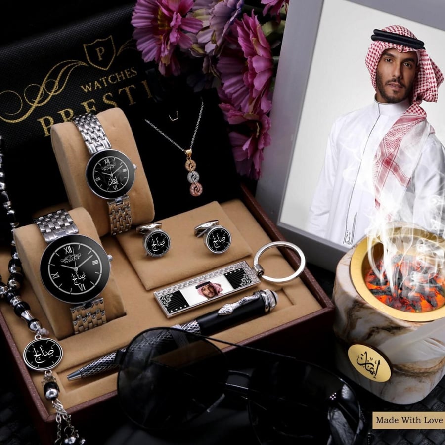 طقم نسائي ورجالي بالاسم حسب الطلب متجر مون