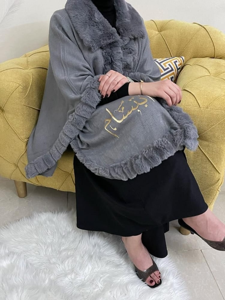 شالات نسائية رصاصي