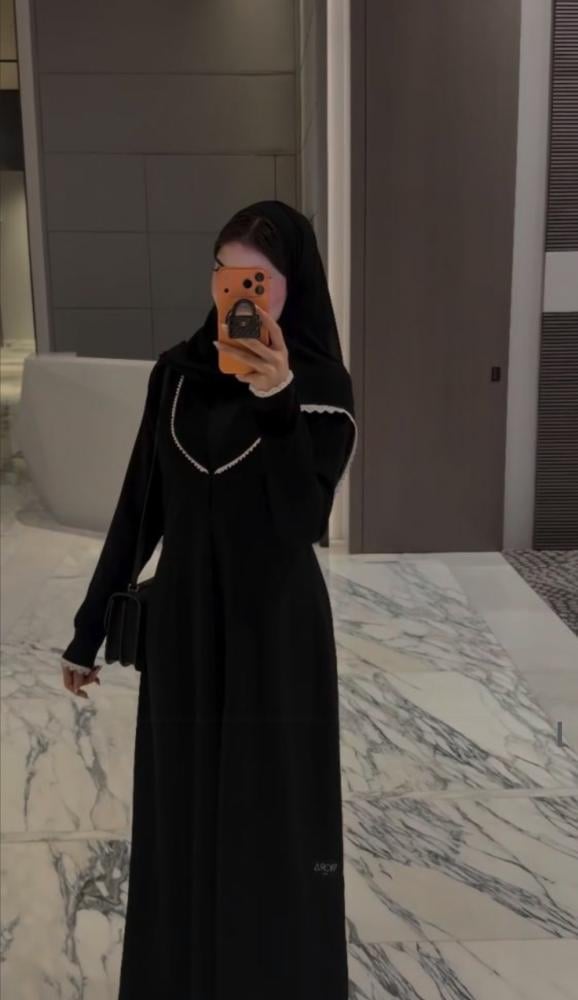 عباية سديم قصه بليزر
