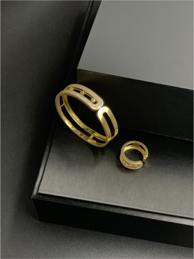 Messika bracelet