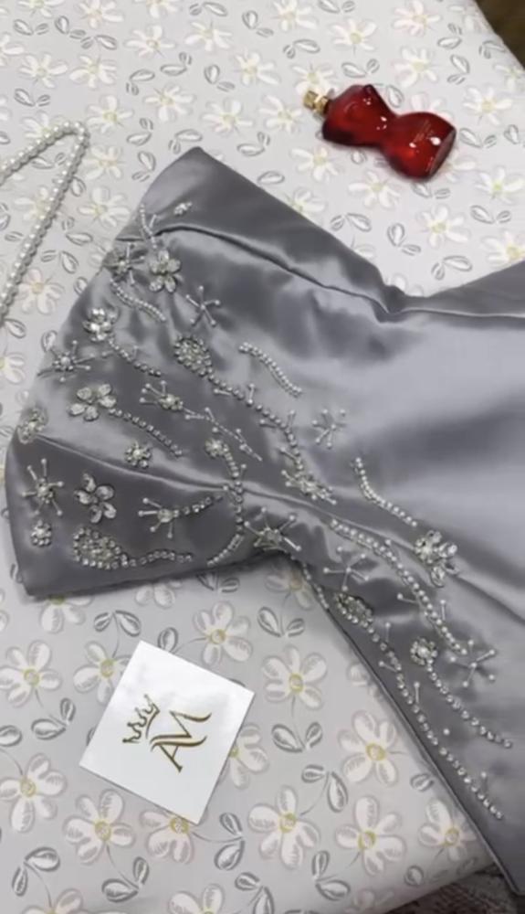 فستان ذكرى