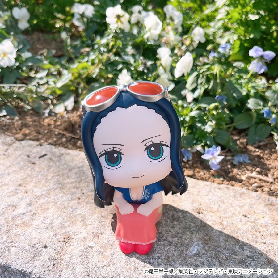 One Piece - Nico Robin Look Up Figure