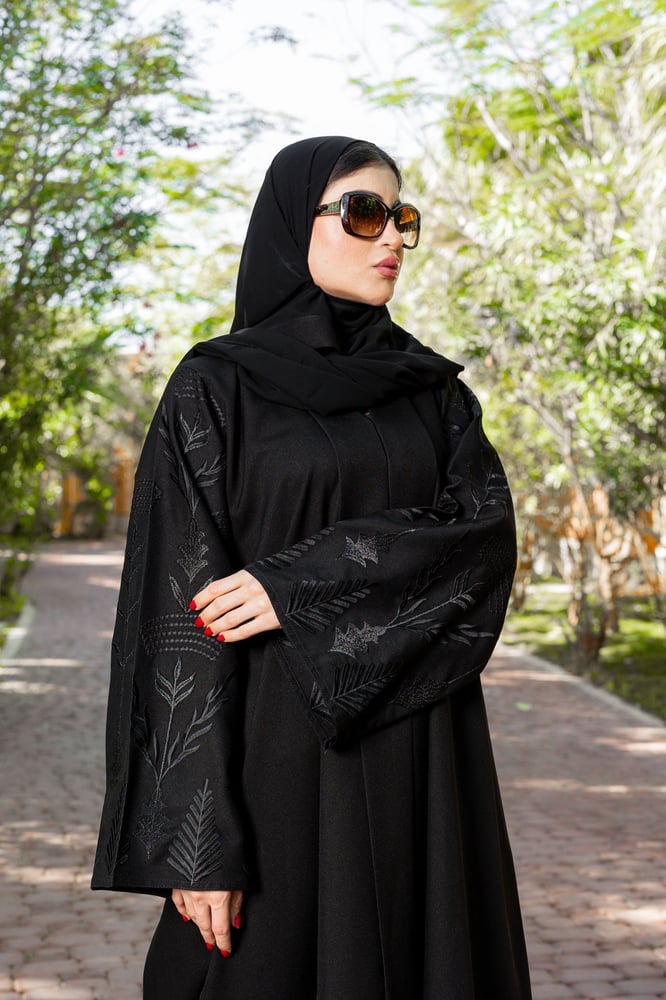عباية أثير