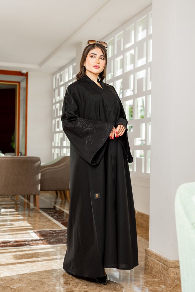 عباية كم هاري