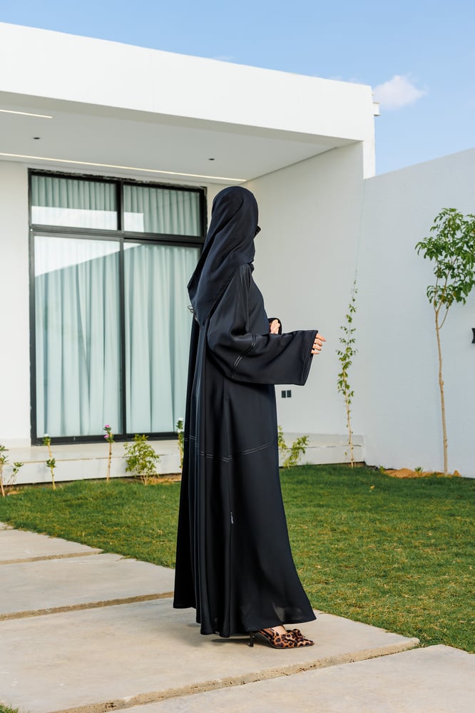 عباية لمسة حلاتي