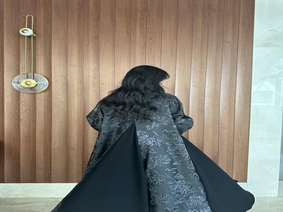 Abaya 82