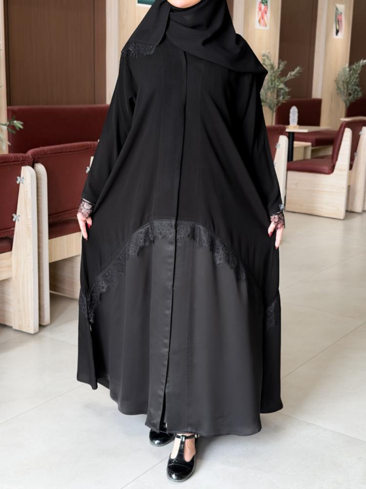 عباية لورينا