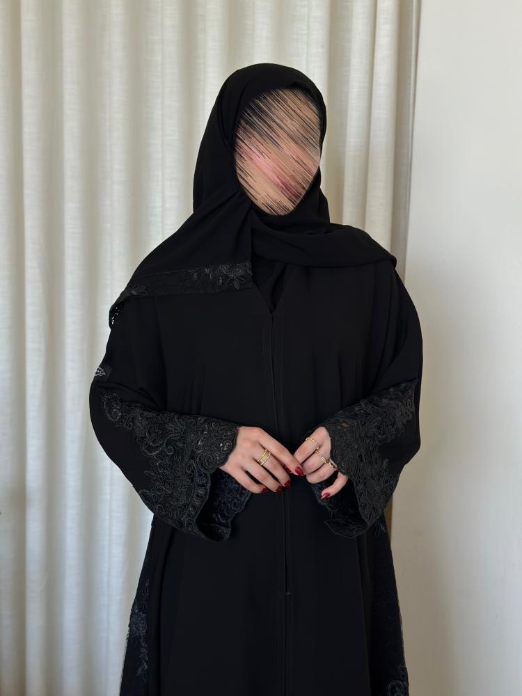 عباية كلوش قماش (انترنت) باضافة دانتيل اكمام والجوانب