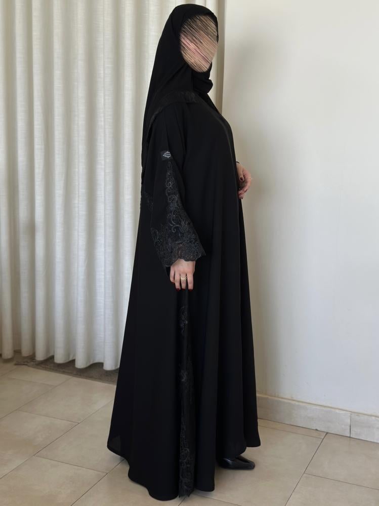 عباية كلوش قماش (انترنت) باضافة دانتيل اكمام والجوانب