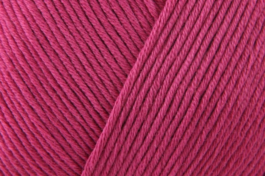 DMC Natura - Cerise N62