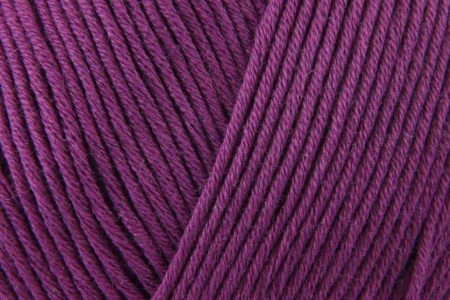 DMC Natura - Prune N59