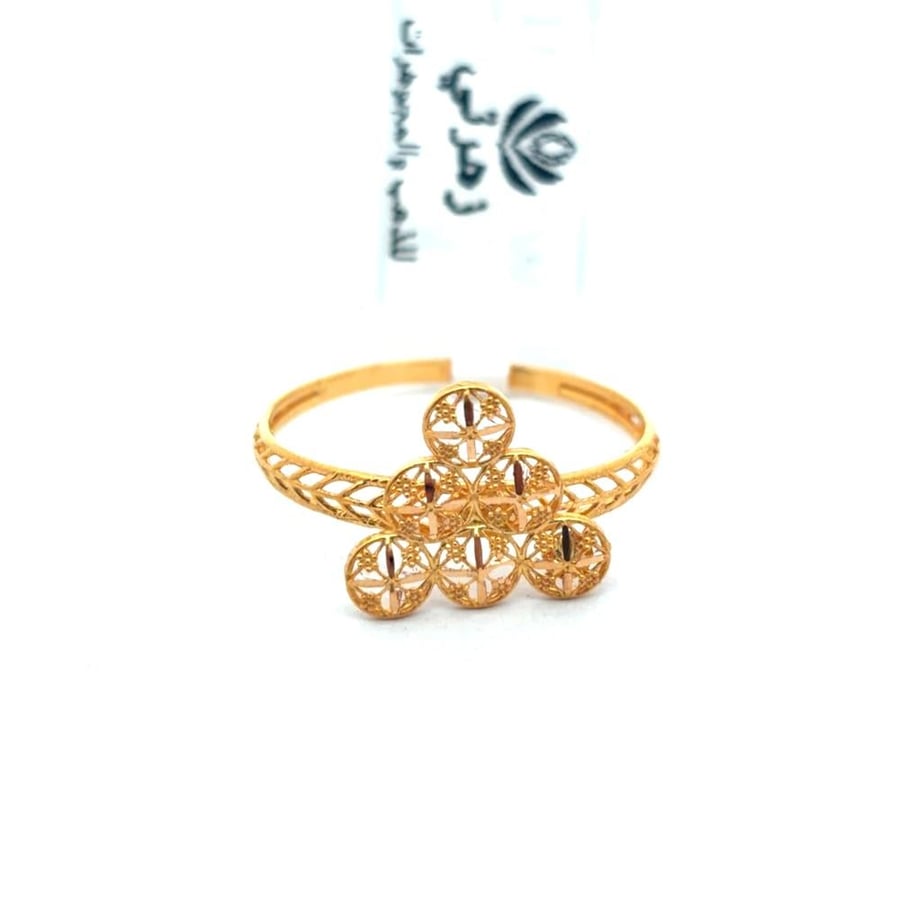 طقم الهبة الفاخر ثلاث ادوار عيار 21