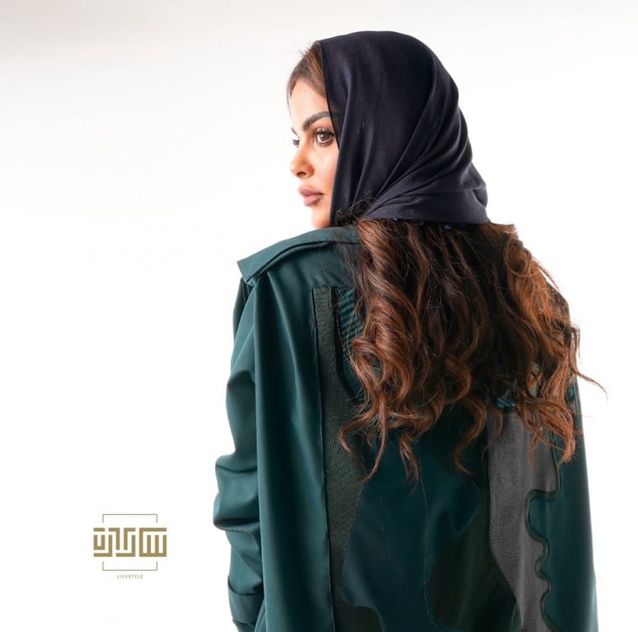 عباية خضراء