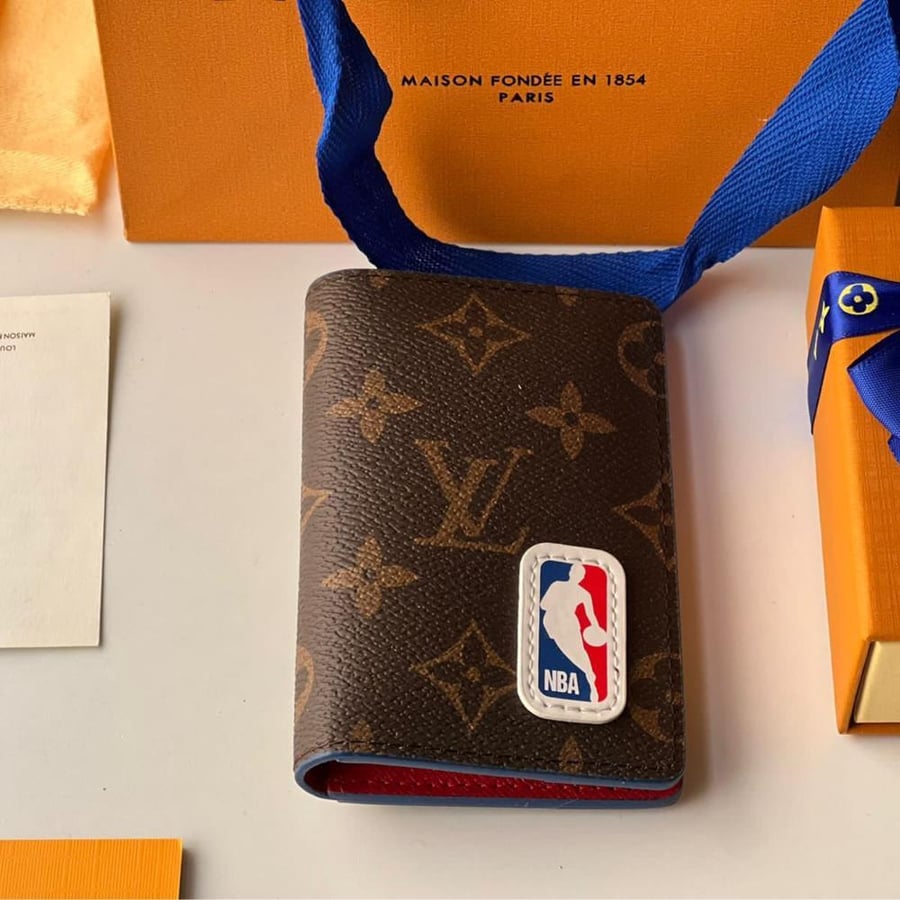 محفظة لويس فيتون NBA