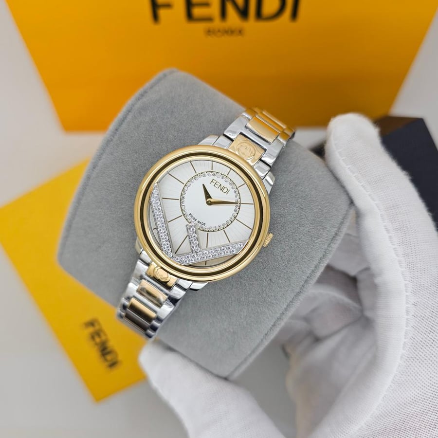 ساعة فندي FENDI النسائية
