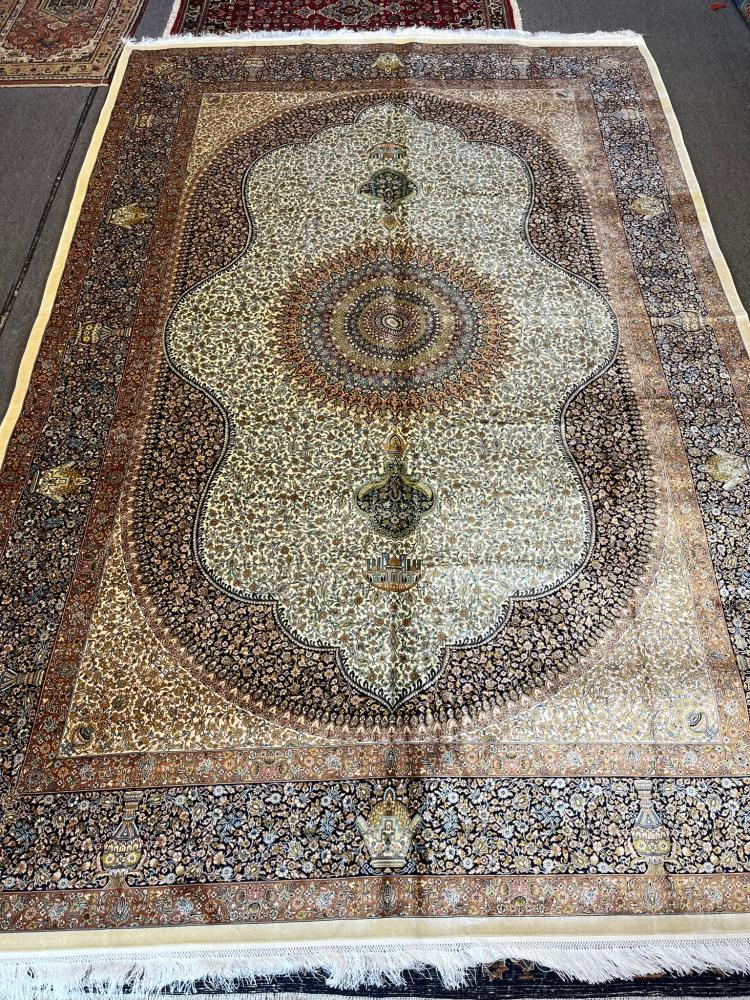 سجادة ايرانية حرير منياتور صناعة يدوية | مقاس: 2x3 m