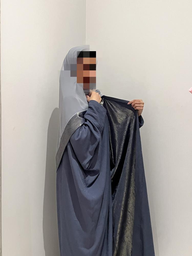 Gray Abaya with sheen contrast