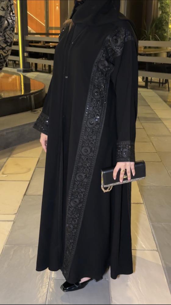 عباية " ضحى"