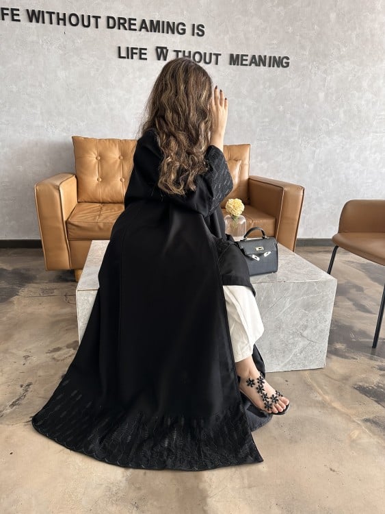 عباية " أميره"
