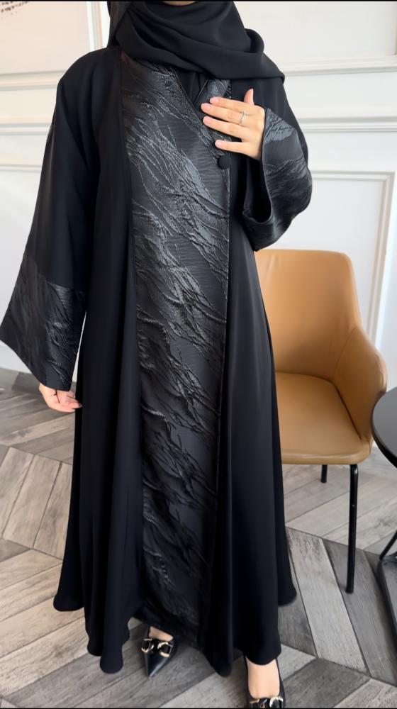 عباية " منال"