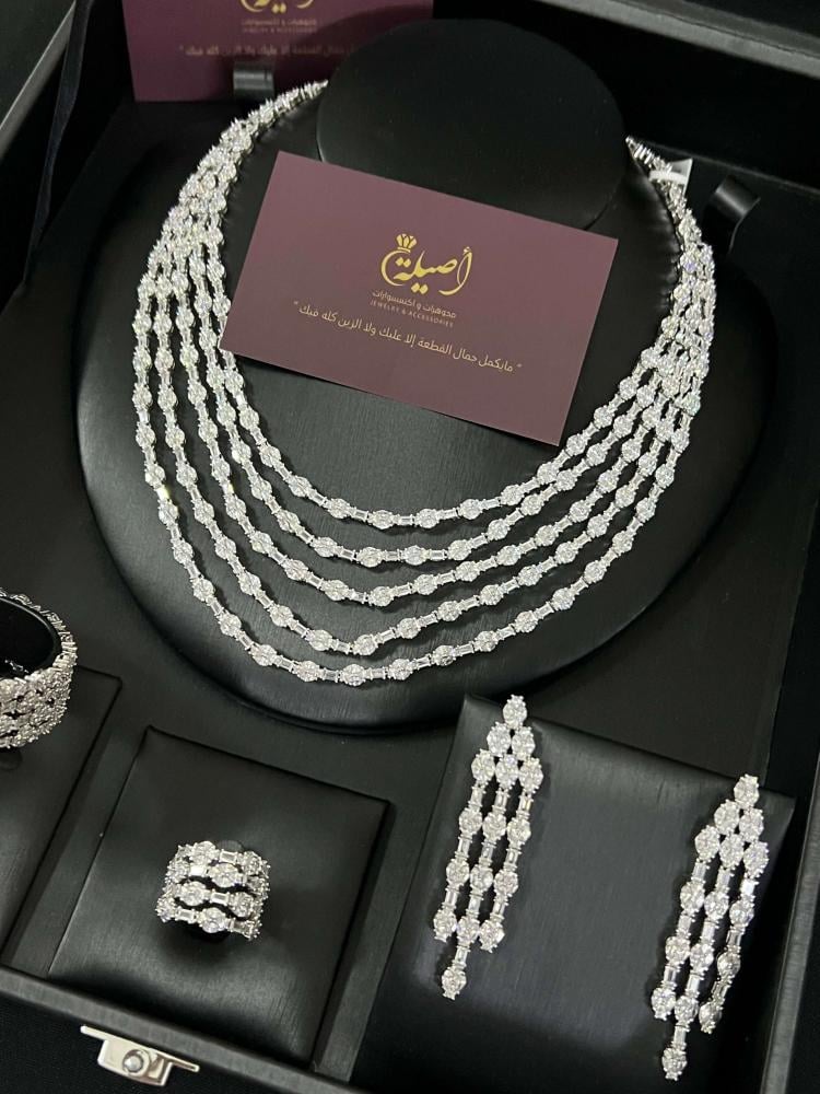 طقم دقة ألماس