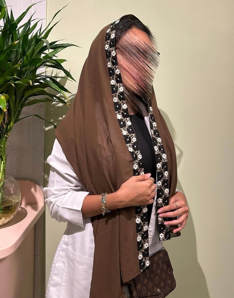 طرحه ليزر بني